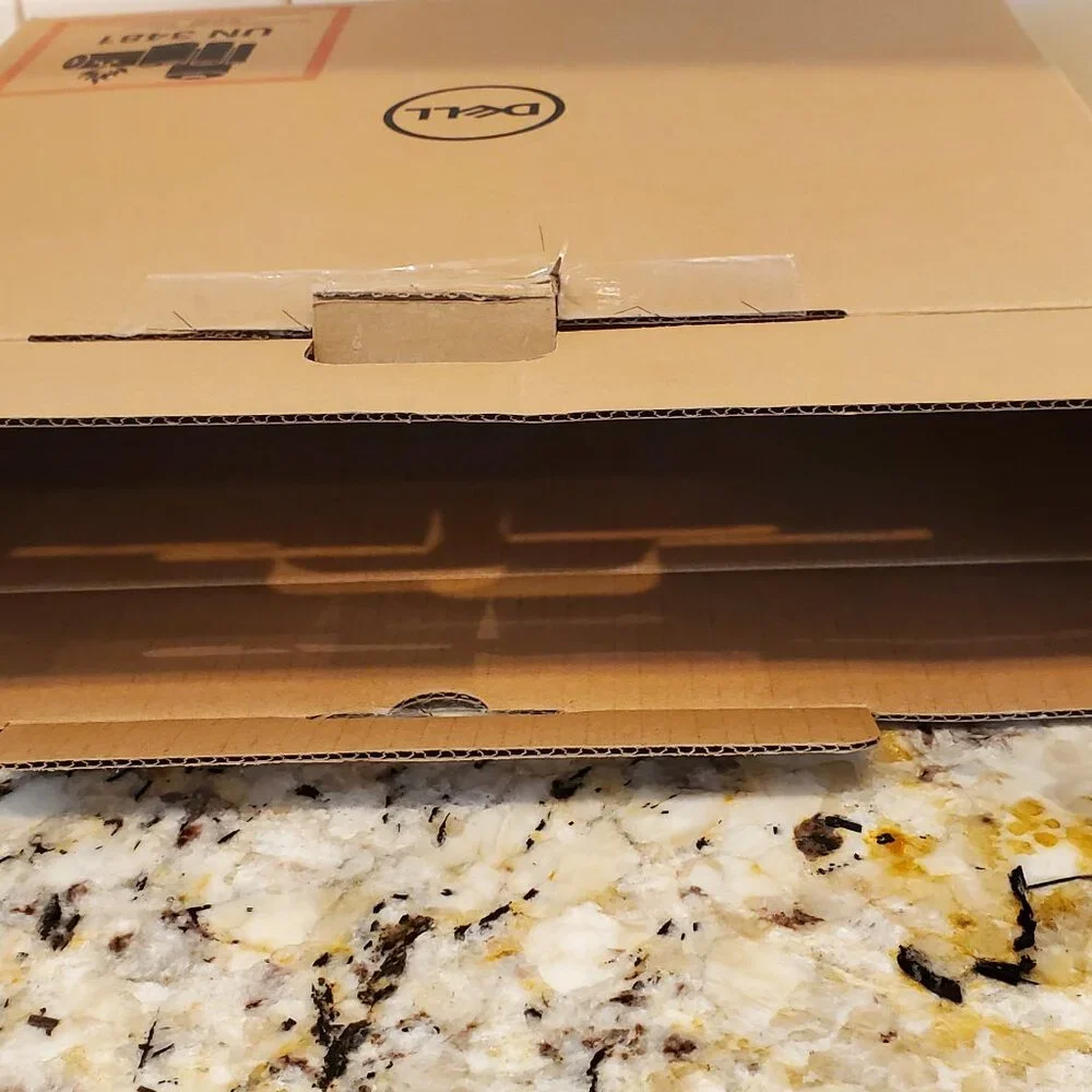 LOT of 2 Laptop Protective Shipping Packaging with Boxes 15x13x3 & Dell 15x11x4